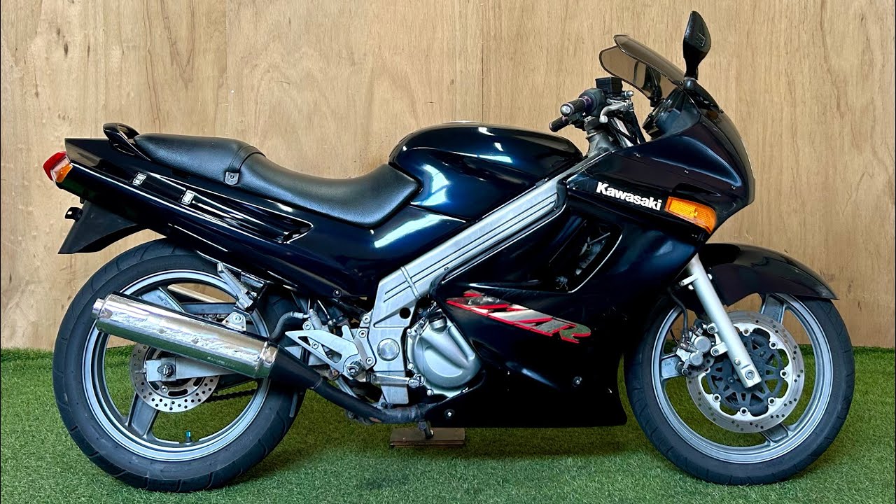 チーちゃん ページ 長野県松本市!中古車バイク【車両紹介】Kawasaki ZZR250 EX250H