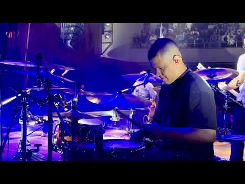 MEDLEY SEU SANGUE/INFINITAMENTE MAIS/EMANUEL/HÁ UM RIO/ADESTRA - LIVE IN BOSTON -VINICIUS FIGUEIREDO