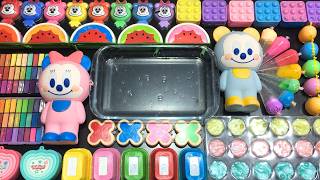 RELAXING WITH BEARS VS PIPING BAGS ! Mixing MAKEUP, CLAY & Glitter into CLEAR Slime !!!