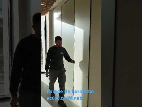 Parede móvel de harmónio no Centro de Capacitação STET, Beja