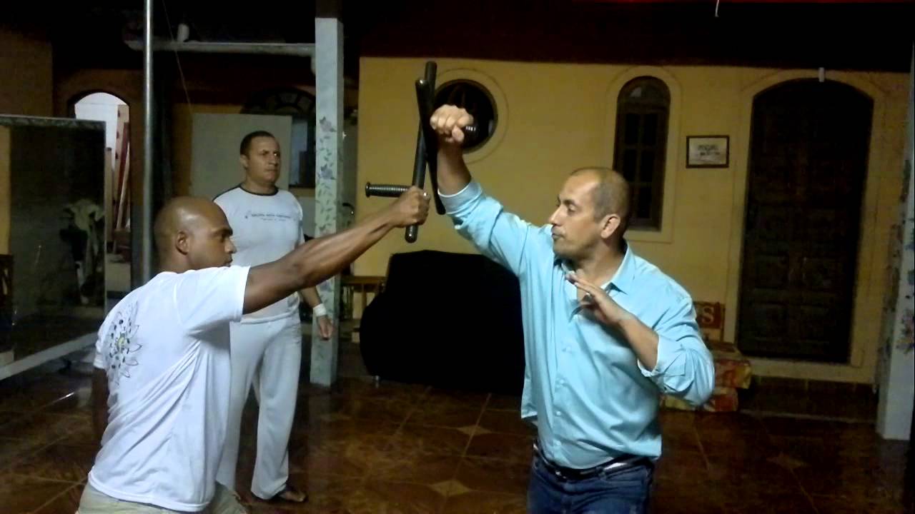 Tonfa - Técnicas básicas - YouTube