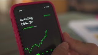 'Fintech' banking customers report missing money, closed accounts