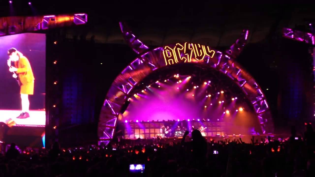AC/DC - Play Ball, Live Warsaw 2015 - YouTube