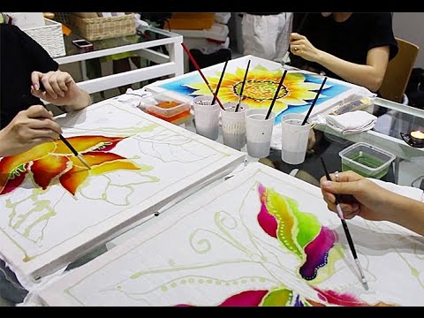 Buro Tries: A Meditation through Batik workshop with Cotton & Sago