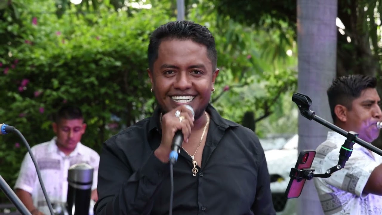 Boleros de Oro · Chuy Diaz y Su Estilo Huehueteco