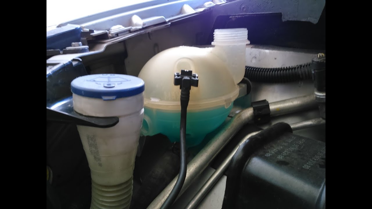 Troca do Fluido de Arrefecimento Citroen c4 2.0