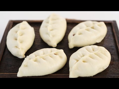 Once you know this recipe, you will be addicted! Extremely fluffy and soft! Red bean buns