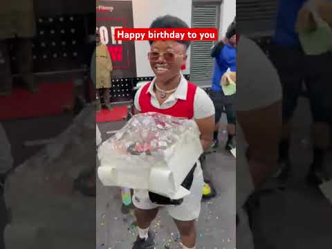 Birthday at the gym #music #viral #shortsviral #gospel #gospelmusic #lifestyle #trending #shortvideo