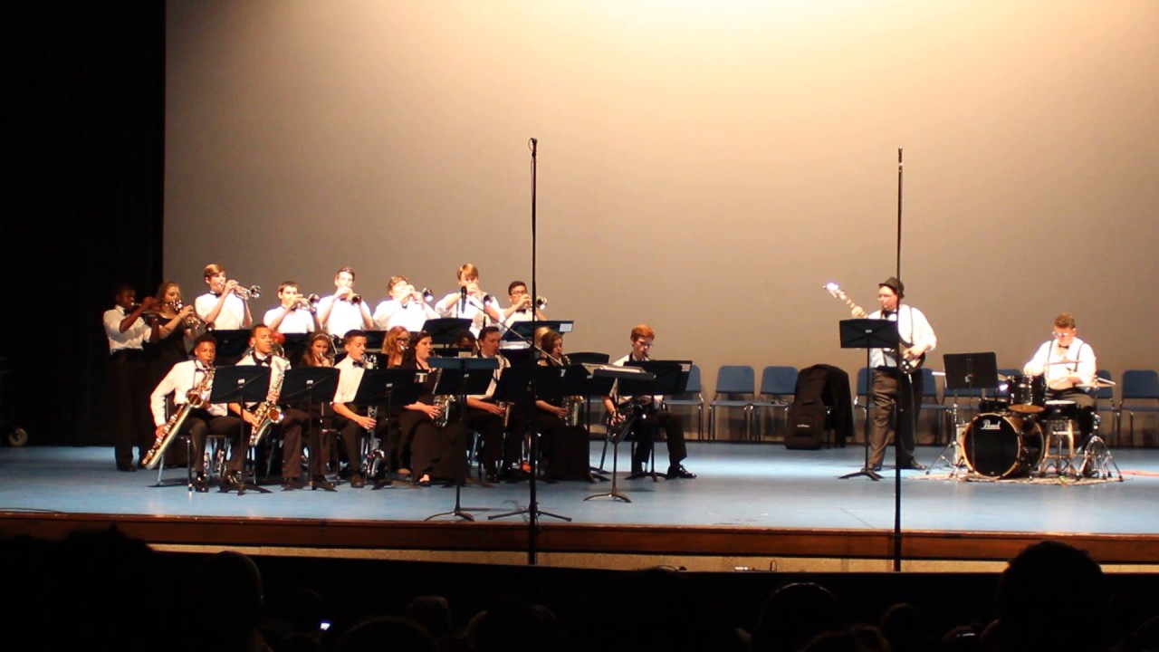 In The Mood by the Buckhorn High School Jazz Band - YouTube