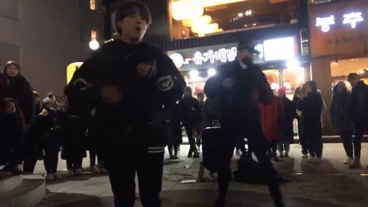 [180110] DOB (디오비) Hongdae 🍧 BOOM BOOM 붐붐 - SEVENTEEN 🎈