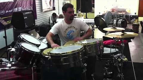 Antonio De Hoyos (Cacho), Solo 2011