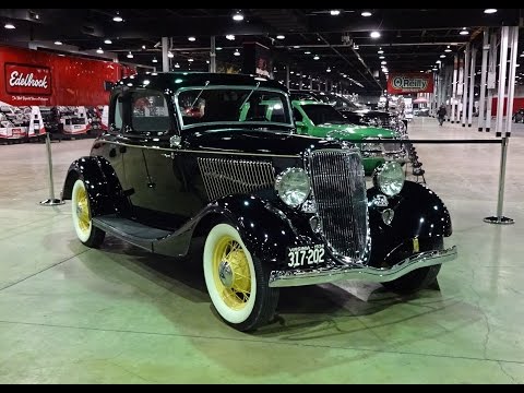 Vidéo: Quelle était la vitesse d'une Ford v8 de 1934 ?