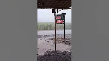 امطار غزيرة على السواحل الشمالية من الهند الآن بيبار جوي Storm Rain Eindianews 