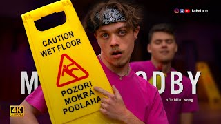 Meju chodby (Official Music Video) | HUDEBNÍ PARODIE - Ben Cristovao “Jedu bomby“ | BaHoLu