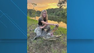 Texas 11-year-old girl bags 8-foot, 350-pound alligator