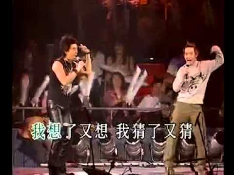 KTV对面的女孩看过来