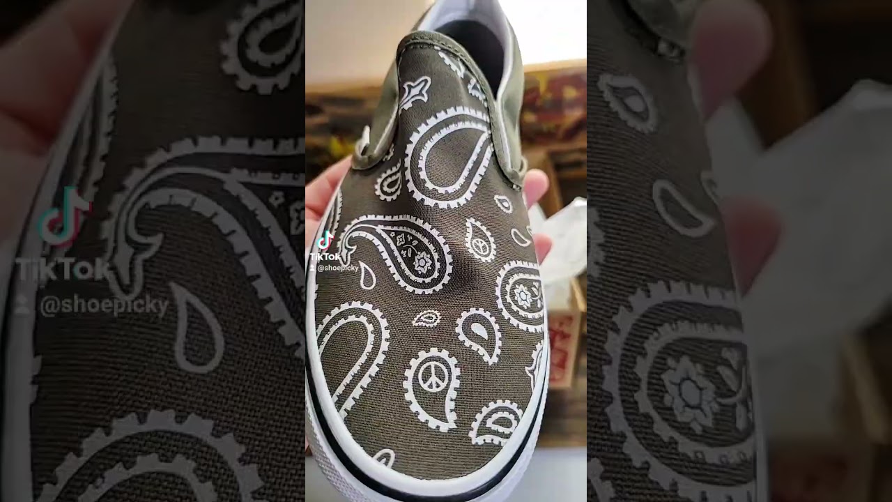 Vans Paisley Sneakers: The Trending, Fun Outlet for Sneakerheads! #OOTD #ShoesAddict #eBay Vans Paisley Sneakers: The Trending, Fun Outlet for Sneakerheads! #OOTD #ShoesAddict #eBay