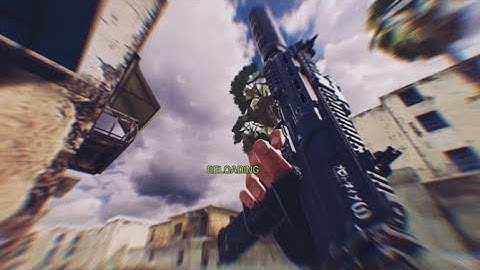 This QXR Skin Gives You Cheats! | BEST QXR Gunsmith Attachments!  (BEST QXR CLASS)