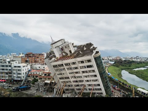 Мощные ЗЕМЛЕТРЯСЕНИЯ снятые на камеру | Землетрясения в Непале, Мексике и других странах