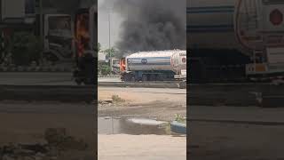 truck fire in jaipur Manoharpur