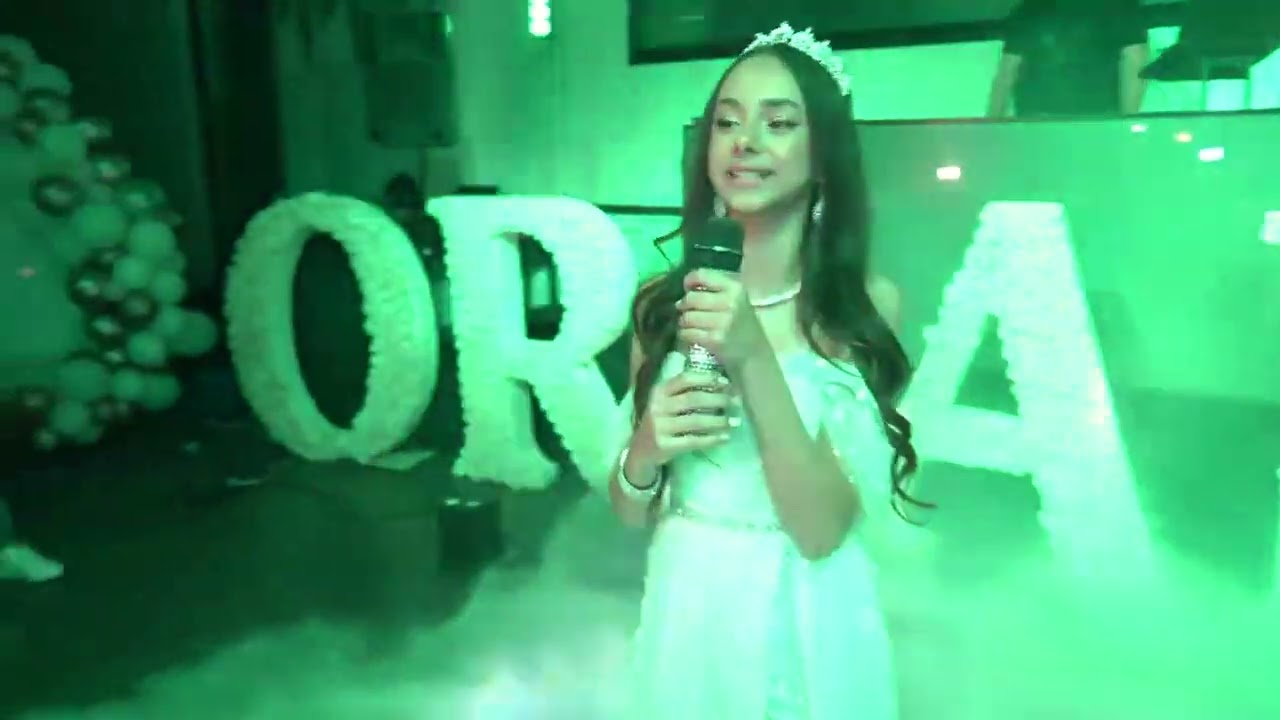 שמש- חנן בן ארי. אוריאן אסרף שרה שיר בת מצווה.  מילים לשיר: ניצן גלאם אסרף- ניצי קפיצי.