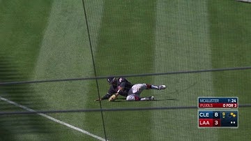 CLE@LAA: Davis makes a nice catch to cement victory