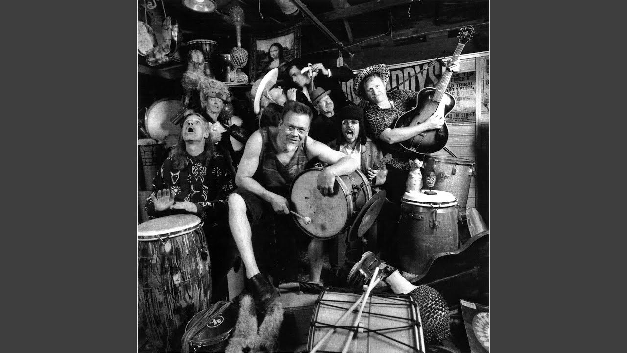 在 YouTube 上观看 Say Bo, Where'd You Get Thet Kpolongo (feat. Bo Diddley)
