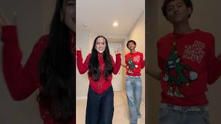 Download Lagu Santa Tell Me Dance 🎅🏽 @wavythekid  #arianagrande #siblings MP3