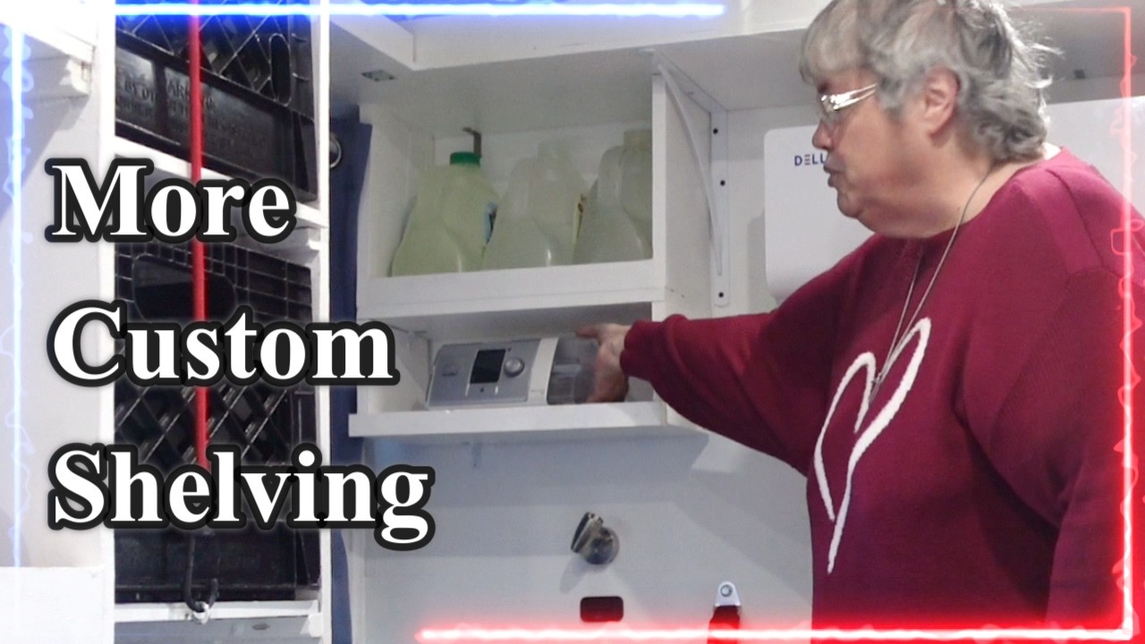 Установка полок на заказ для автодомов