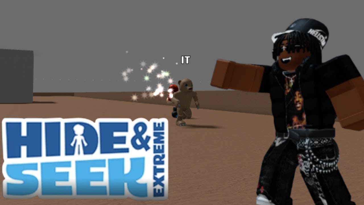 Playing the old Roblox game Hide and Seek Extreme!
