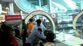 Airport Dubai   Arabische Ansage