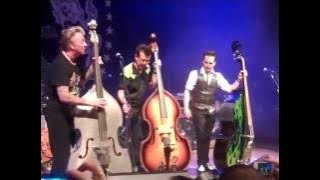 upright bass showdown (wow!) - brian setzer's rockabilly riot