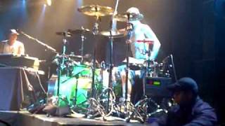 VID-20110425-00010