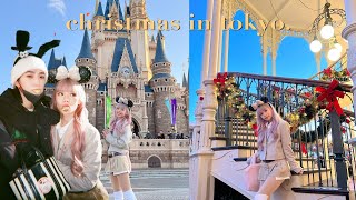 cozy christmas vlog in tokyo 🎄🎁 first time visiting tokyo disneyland and cooking christmas dinner 🥘🍴