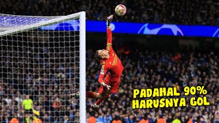 SAVE TERBAIK!!! Inilah Aksi Penyelamatan Kiper Terbaik