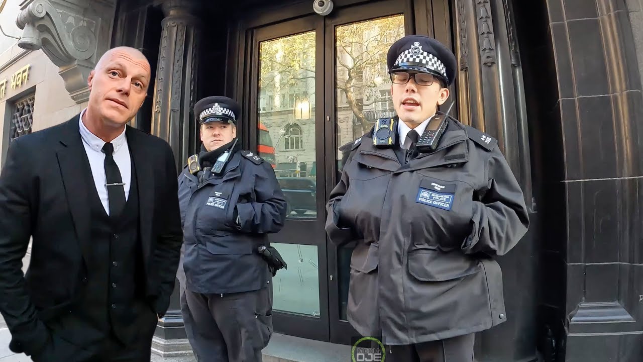 I Refuse To Show SIA BADGE And The Police Can t Make Me YouTube i-refuse-to-show-sia-badge-and-the-police-can-t-make-me-youtube