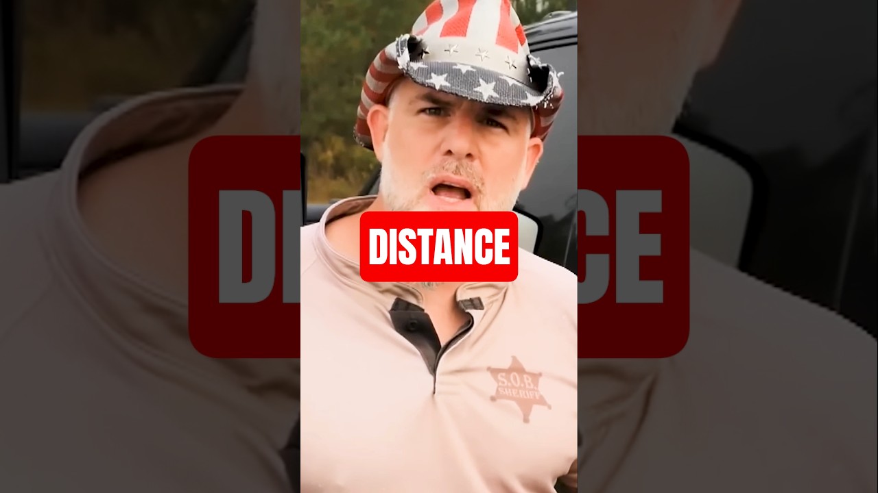Delta Force operator - measuring distance when shooting 