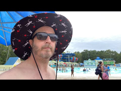 Dolly and pj live from water park