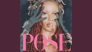 Pose