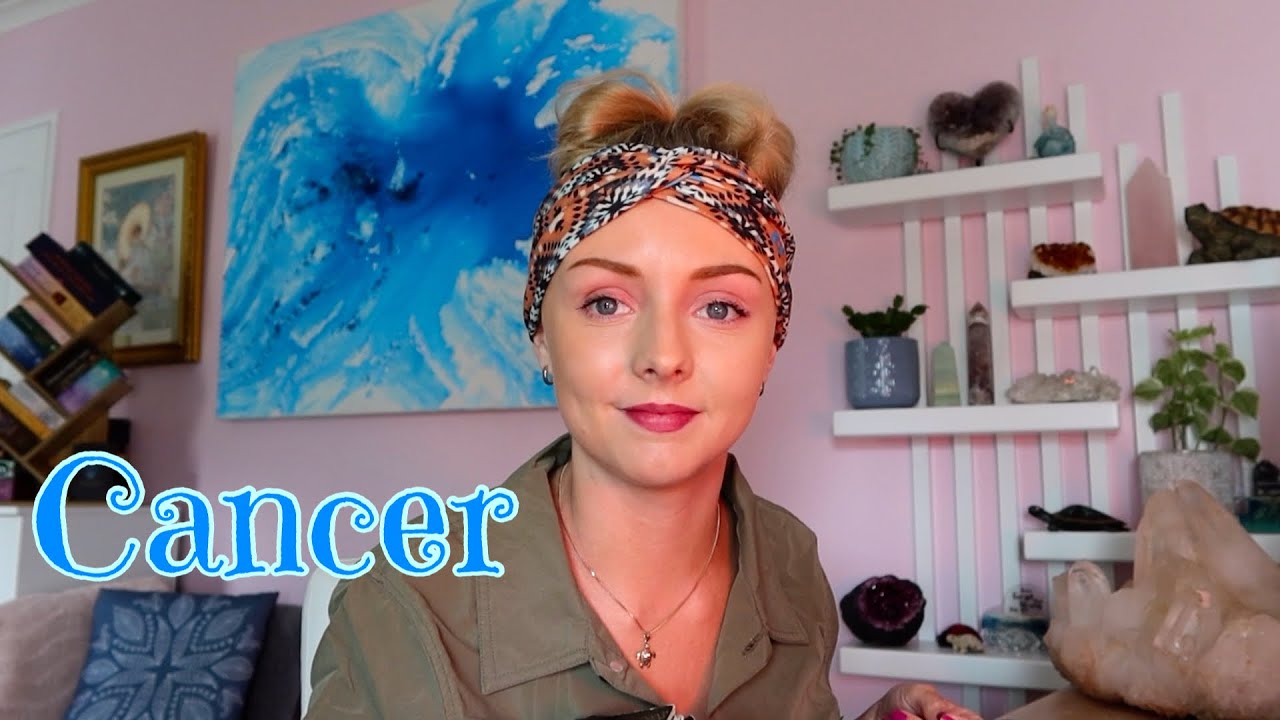 Рак | Кто-то нервничает, разговаривая с вами. Гадание на Таро в начале октября 2025 года.