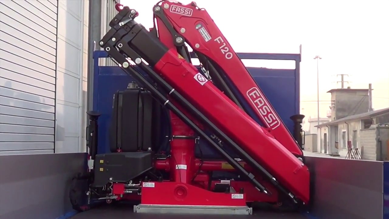 Iveco Eurocargo 2 assi - Cassone fisso con gru Fassi F120B.2.23 smontabile