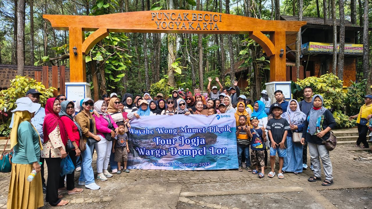 Warga Dempel Lor Semarang Tour Jogja 