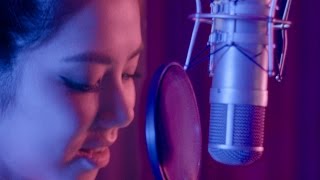 G.E.M.【畫】LIVE PIANO SESSION II (Part 2/3) [HD] 鄧紫棋 chords