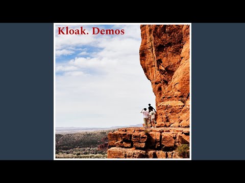 在 YouTube 上觀看「Shake It (Demo)」