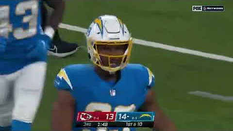 Patrick Mahomes horrible throw on 4th down Vs the chargers