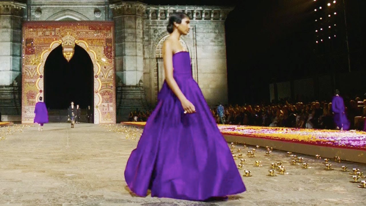 Dior Pre-Fall 2023 - Mumbai