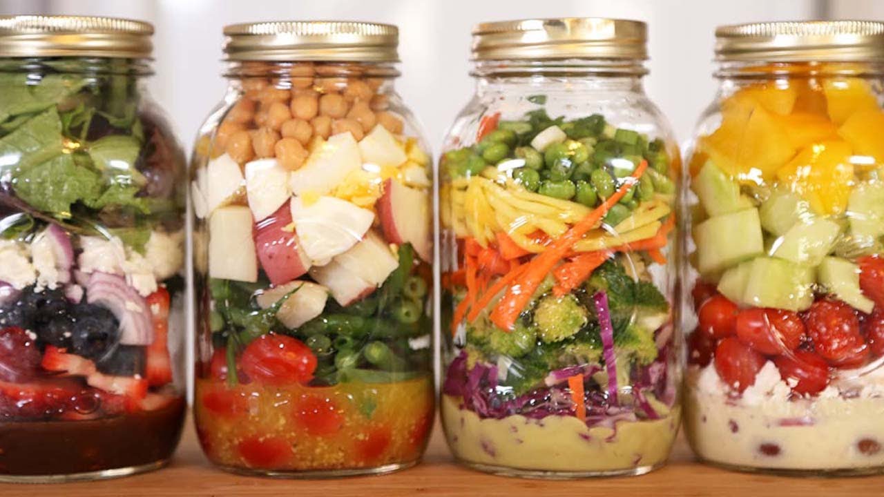 How to Layer a Mason Jar Salad Recipe! - Organize Yourself Skinny