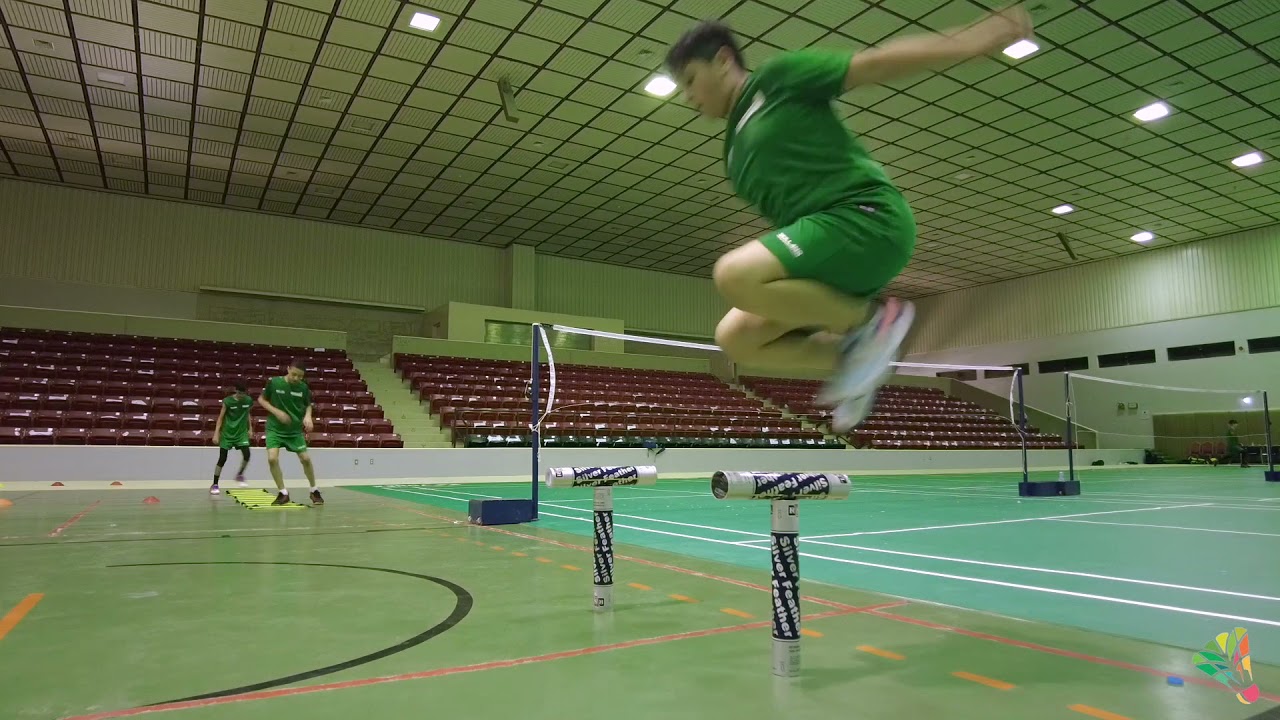 المعسكر التدريبي الداخلي للاعبي المنتخب السعودي للريشة الطائرة المقام بنادي الرياض السعودي