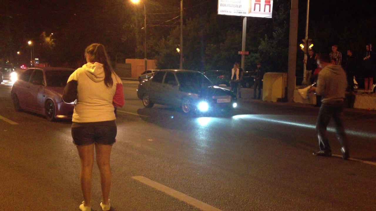 ваз 2112 турбо против ваз 2110. ночные гонки Москва