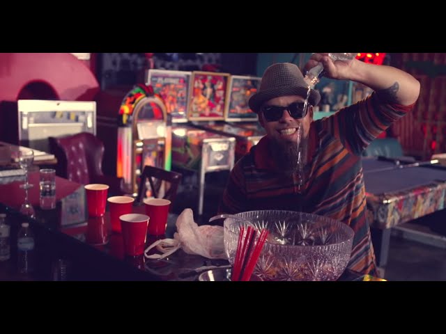 Guarda ¡MAYDAY! x MURS - Spiked Punch - Official Music Video su YouTube Guarda ¡MAYDAY! x MURS - Spiked Punch - Official Music Video su YouTube